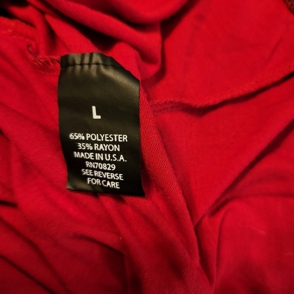 Rue21 red with black trim short sleeve blouse size large - Picture 5 of 9